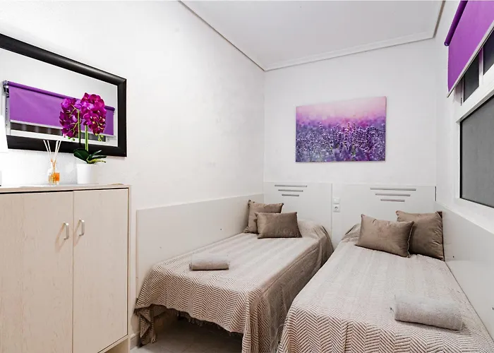 2-bedroom Next To Av De Habaneras Torrevieja