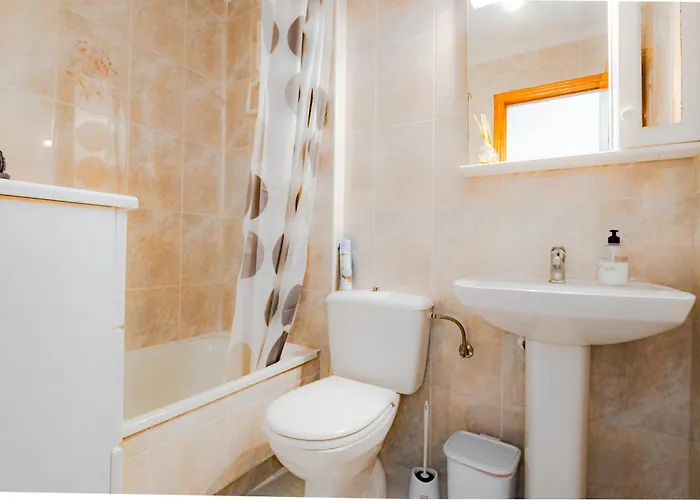 Apartment 2-bedroom Next To Av De Habaneras *