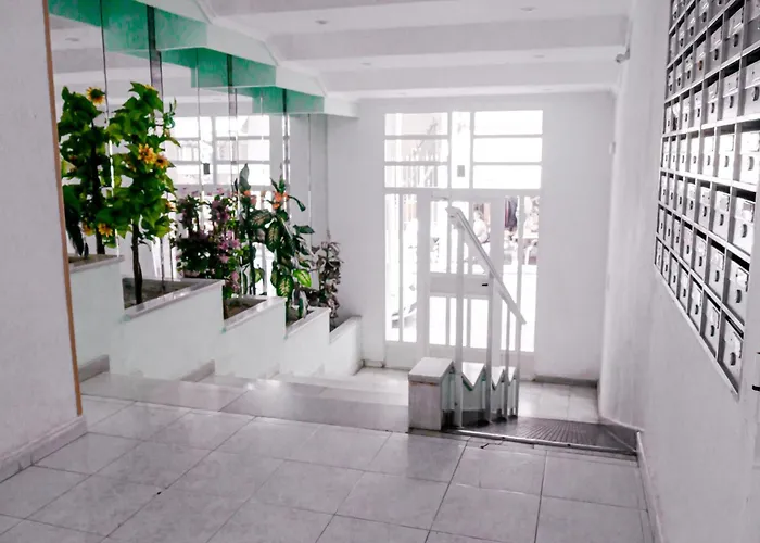 Apartment 2-bedroom Next To Av De Habaneras *